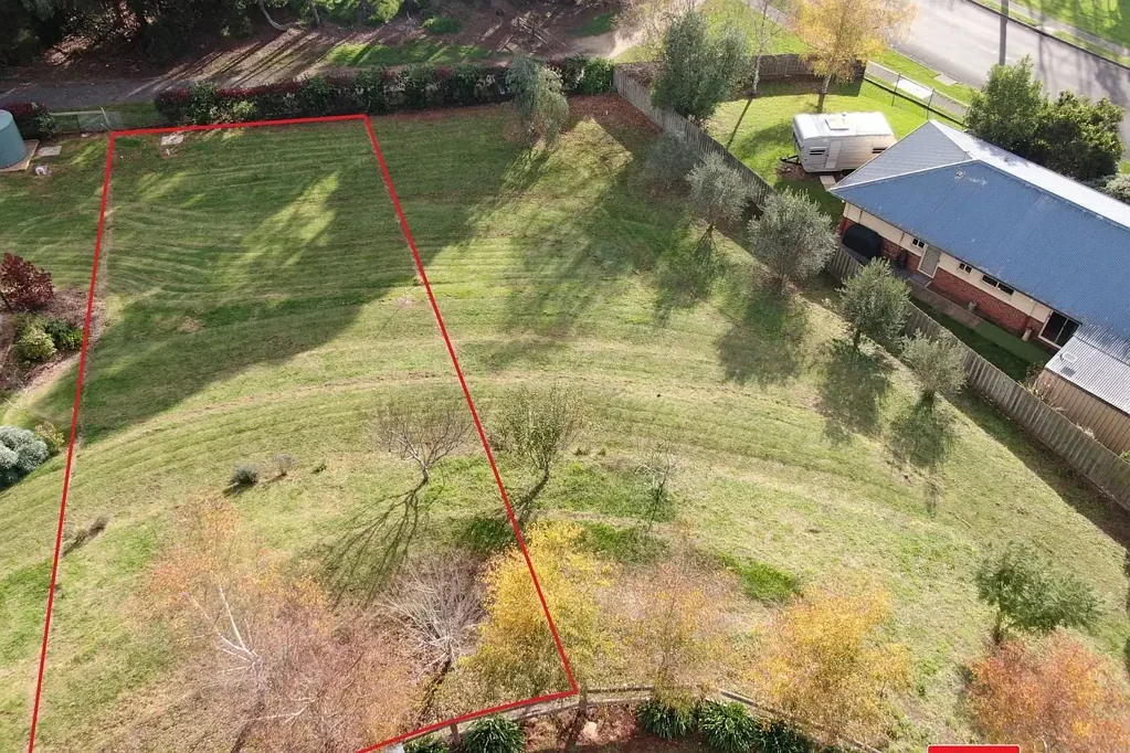 Leongatha Private Court Position - Beside Stunning Reserve