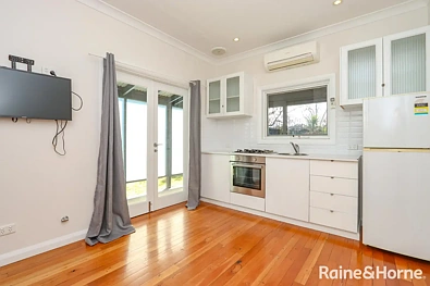 243a Keppel Street, Bathurst, NSW 2795, 1 slaapkamers, 1 badkamers, House