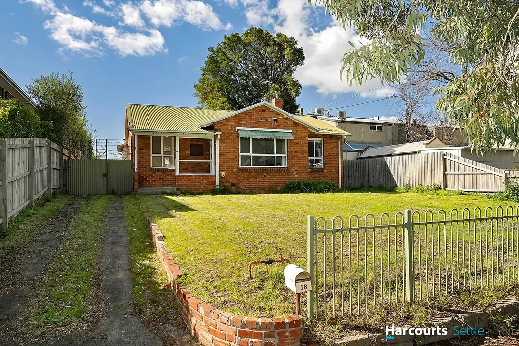 Hampton 3બેડરૂમ PERMIT-APPROVED | Two Side-by-Side Homes - Double-Brick Original in Bayside