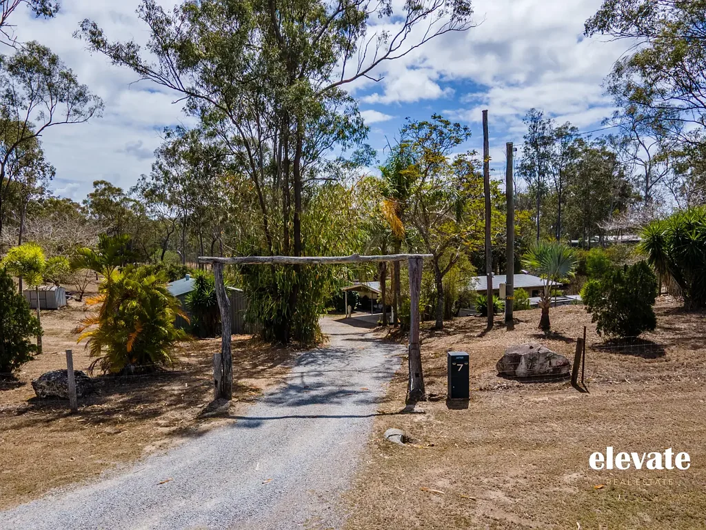 Wurdong Heights 3ਬੈੱਡਰੂਮ Modern & Quiet On 5 Acres With Town Water & Solar