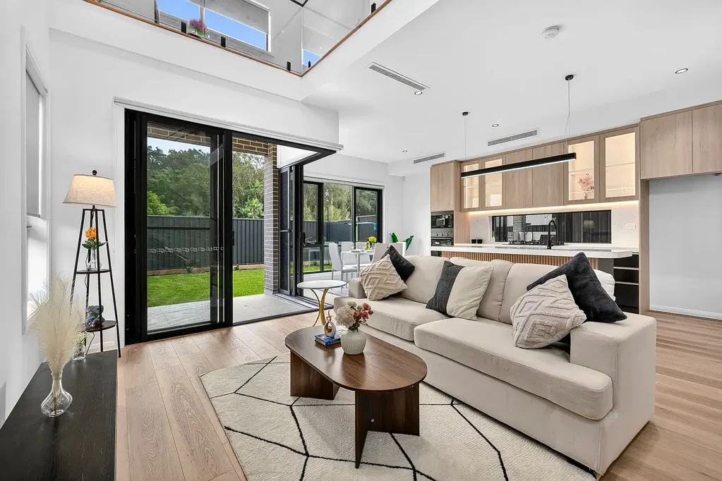 Warriewood 5ห้องนอน Brand New Contemporary Home