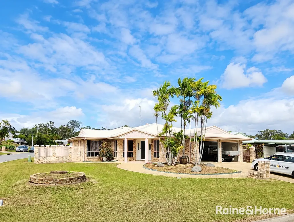 Room for the Whole Family - 4 Bedrooms, Home Office & 3-Car Garage