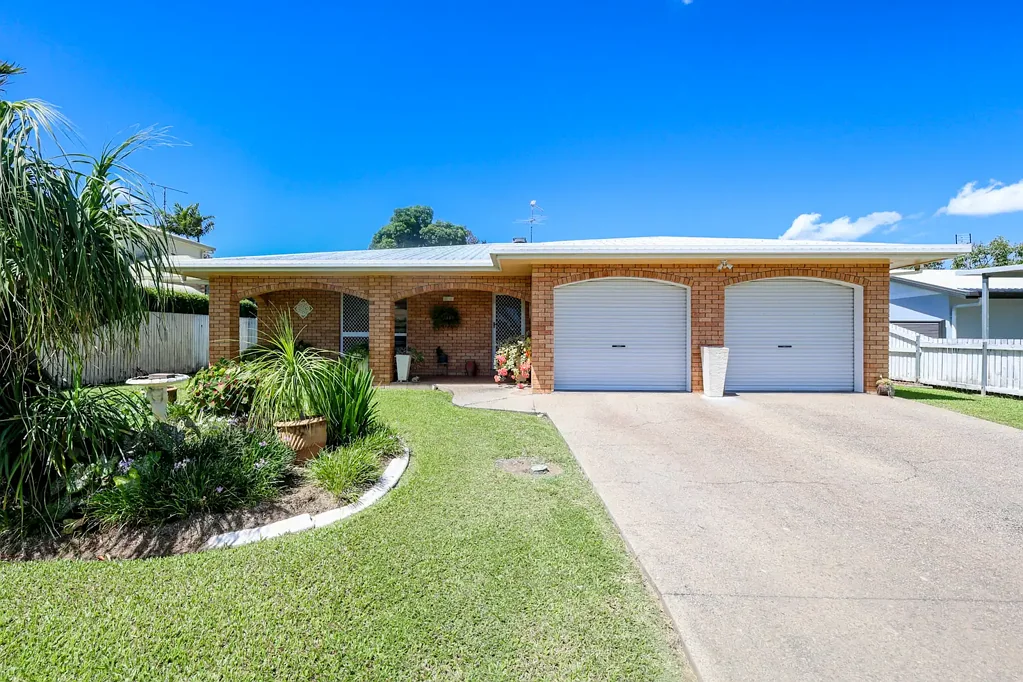 10 Strathdee Court, Ayr, QLD 4807