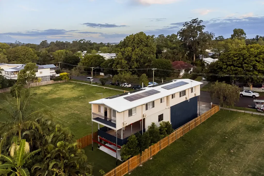 Graceville 4침실 TWO PROPERTIES IN ONE - LIVE IN BOTH OR INVEST