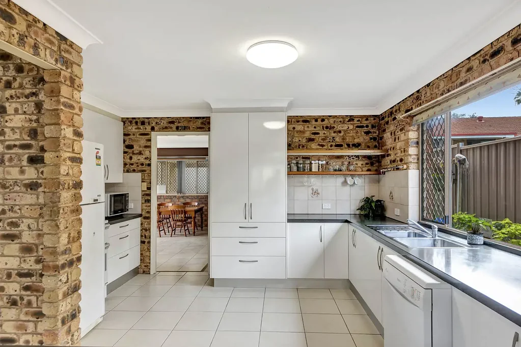 Evans Head 5Zimmer Enjoy the coastal lifestyle in this family friendly home with river views!