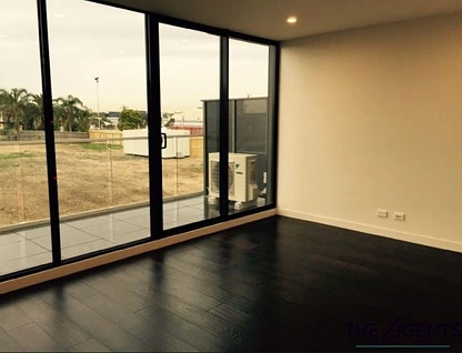 23/30 Leonard Crescent, Ascot Vale, North West Melbourne, 2 ਕਮਰੇ, 2 ਬਾਥਰੂਮ, House