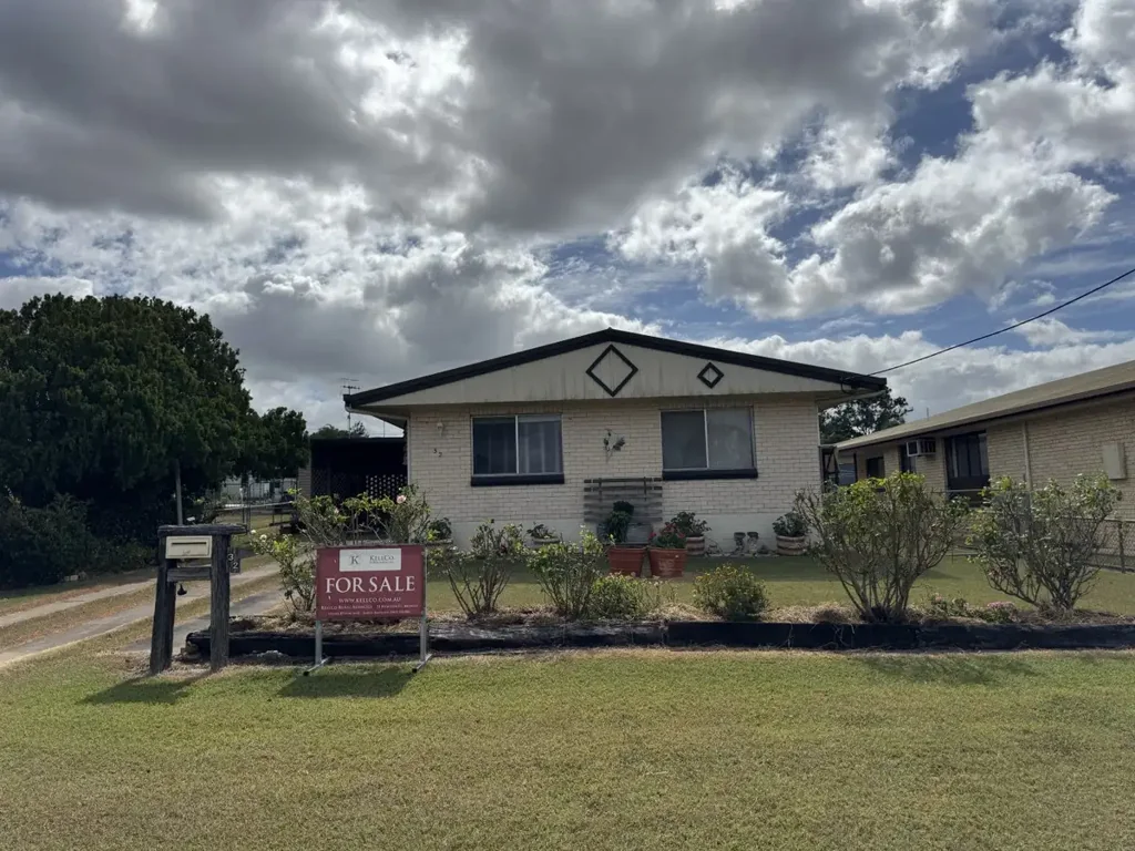 Monto 3房  Immaculate Brick Home with Stunning Rural Outlook