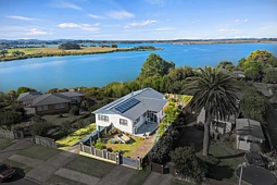 37 Estuary Road, Weymouth