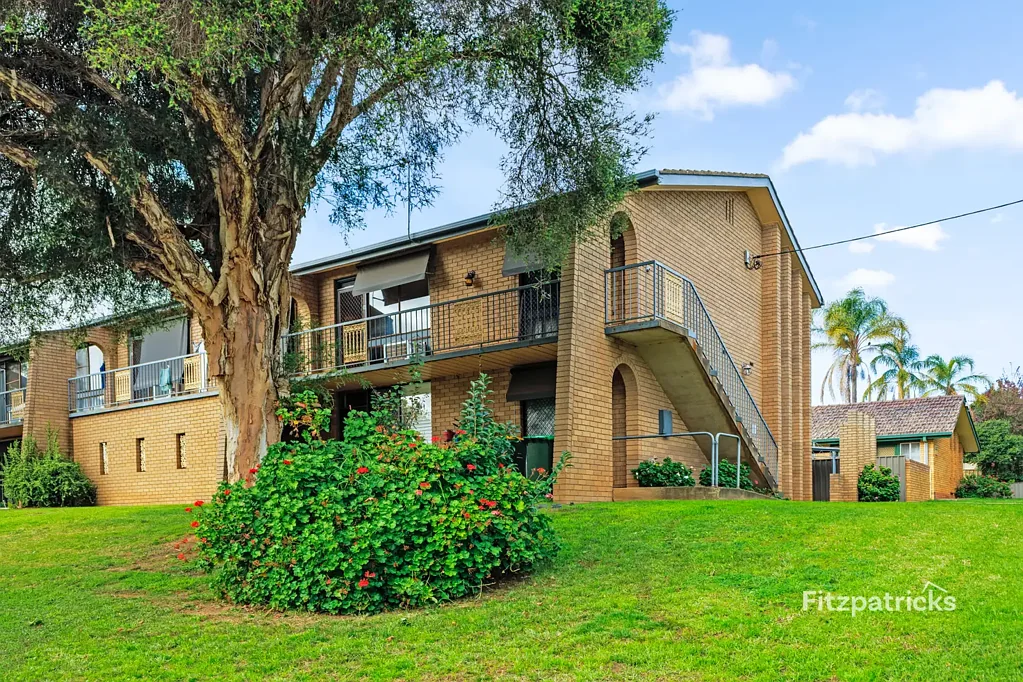 Comfortable Two-Bedroom Home in Convenient Location
