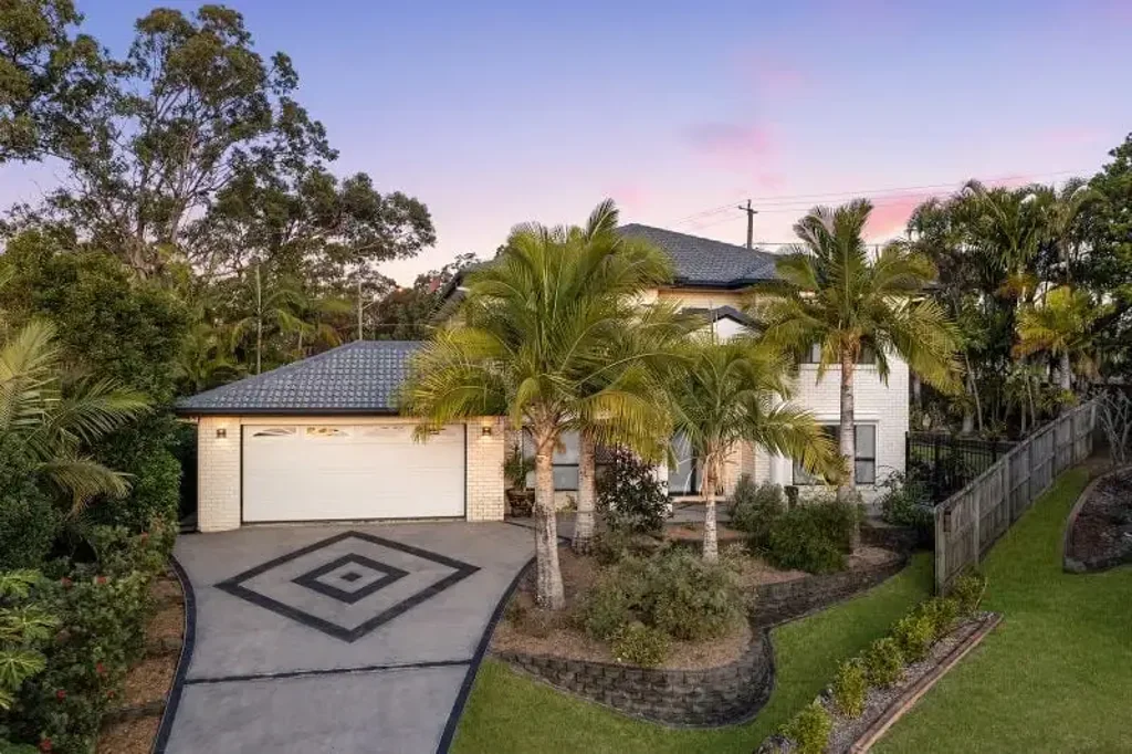 Mackenzie 4房 奢华生活，尊贵家庭梦想之家 Luxury Living in Prestigious Family Dream Home