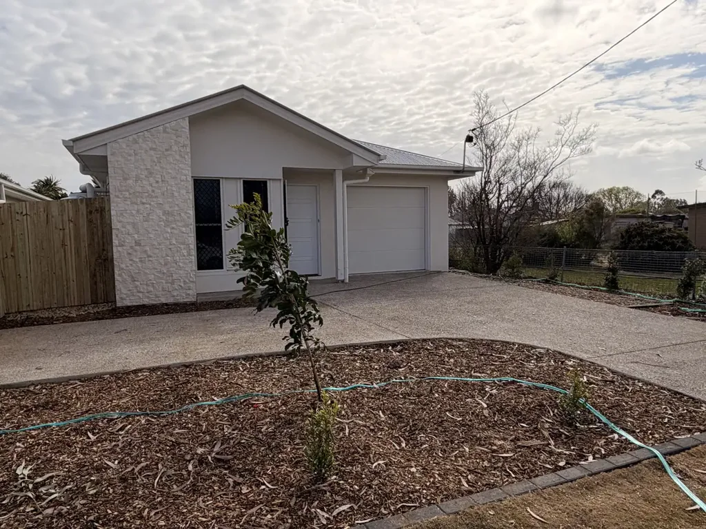 Modern, Low-Maintenance Living Close to Town & Schools
