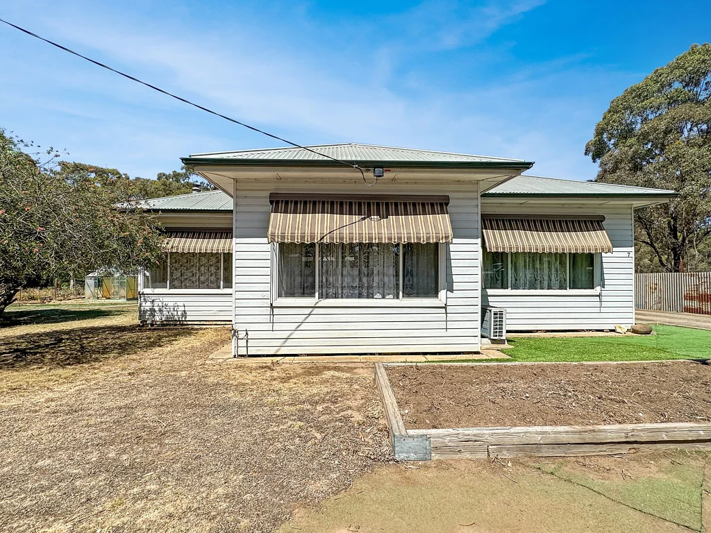 7 McClure Street, Maryborough, VIC 3465