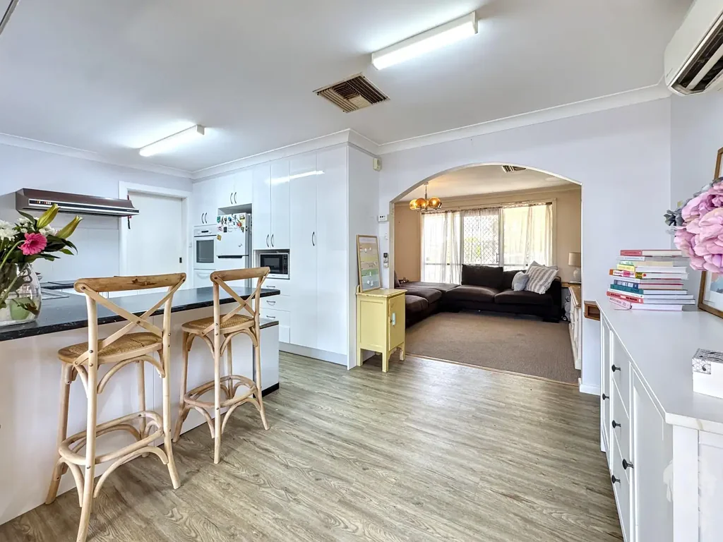 Narrabri 3غرفة نوم THREE BEDROOM BRICK HOME IN PRIME LOCATION