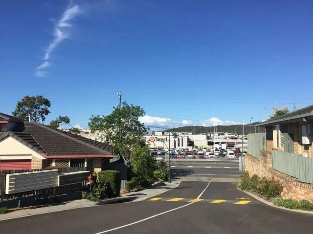 This comfortable 2-bedroom townhouse is in a perfect location