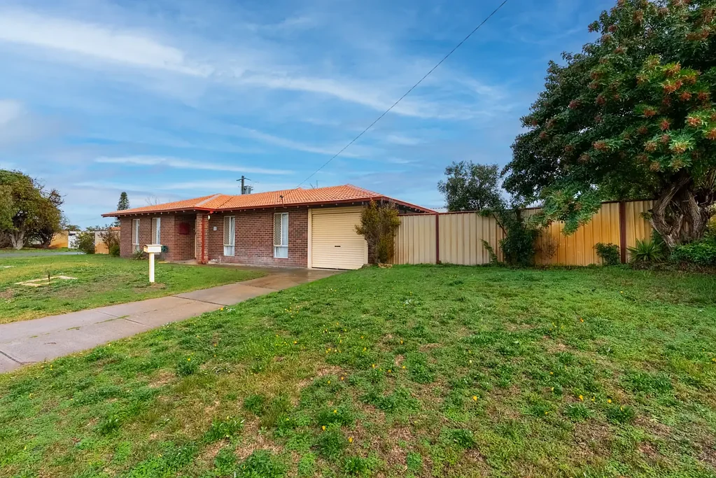 1 Frome Way, Cooloongup, WA 6168