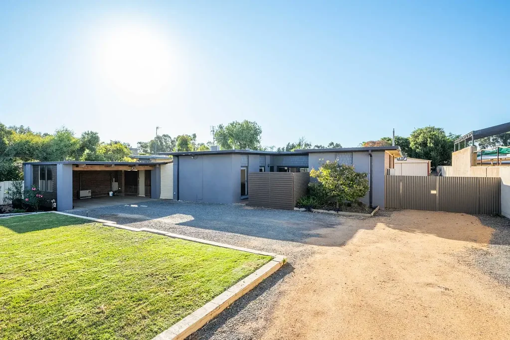 28 Balmoral Street, Kialla, VIC 3631