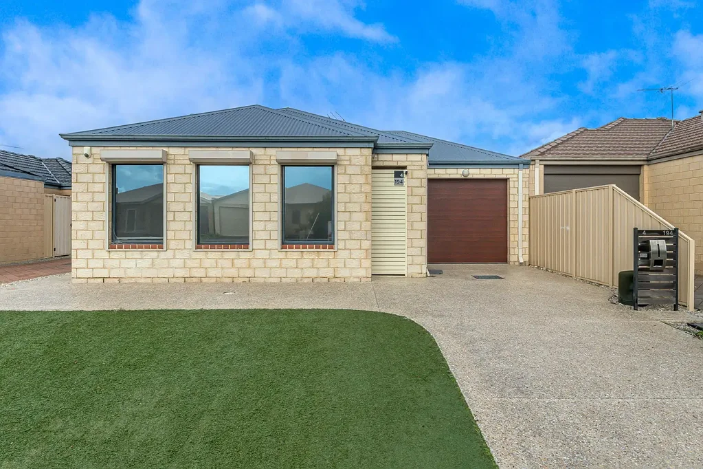 4/194 Boardman Road, Canning Vale, WA 6155