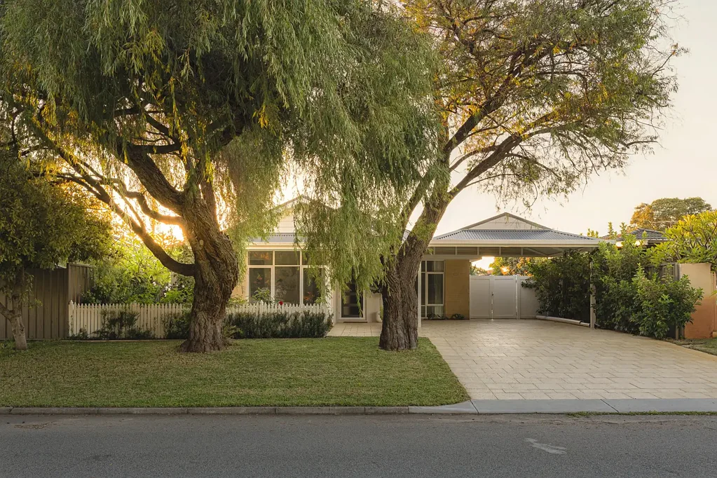 Bayswater 3房  Parkside Living, Perfectly Crafted.