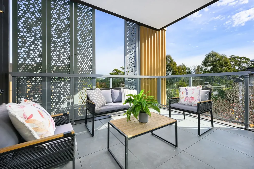 Near New Luxurious Apartment In Prime Location