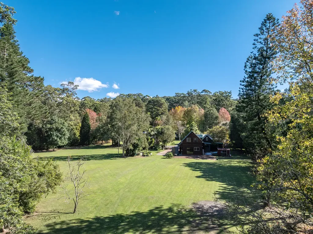 Holgate 3ห้องนอน Stunning & Highly Sought-after 7.5-Acre Sanctuary