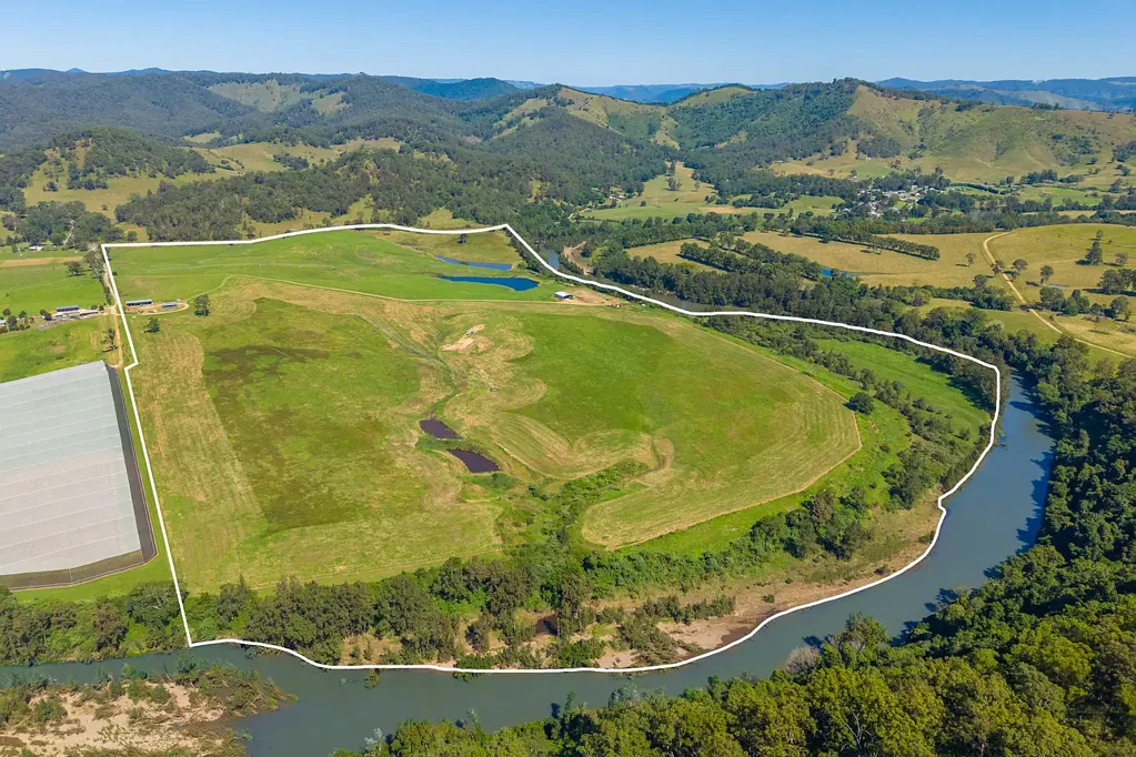 Long Flat  PRIME RIVERFRONT ACREAGE