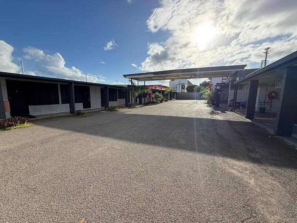 Simple, Convenient & Budget Friendly - Close to CBD