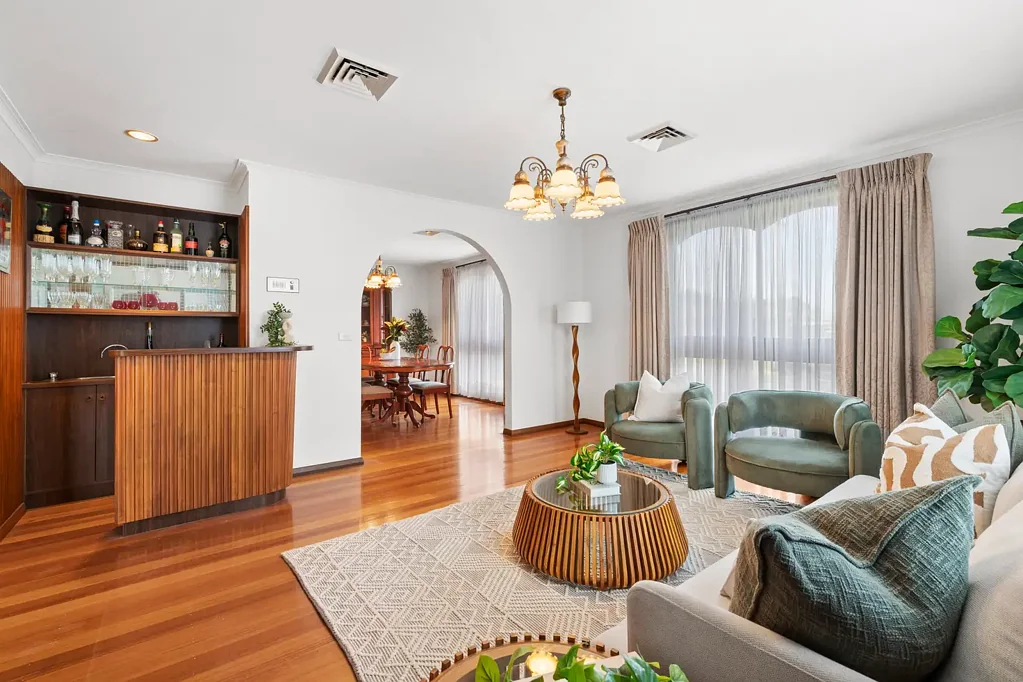 8 Lindsay Street, Macleod, VIC 3085
