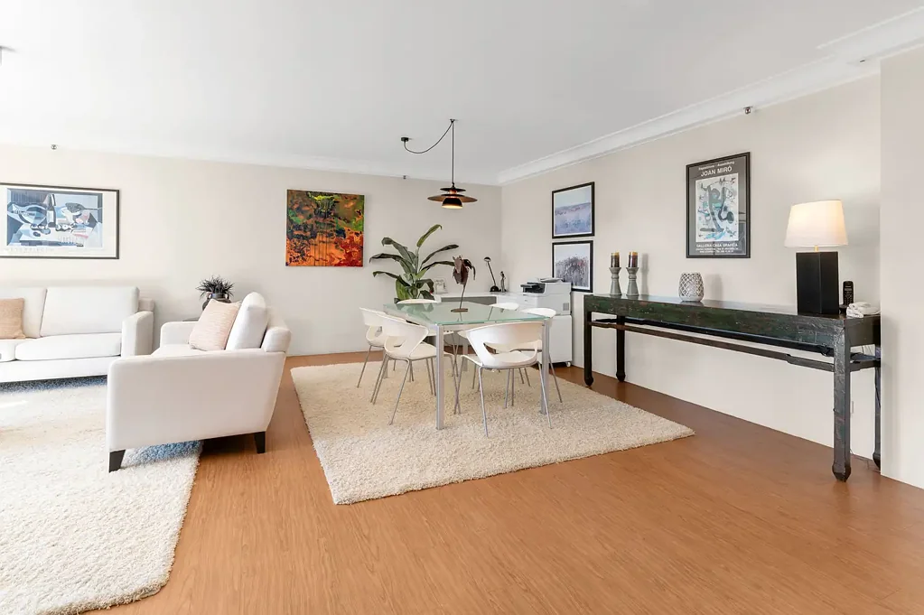 Surfers Paradise 2Kwarto STUNNING NORTH FACING BEAUTY! WITH OCEAN VIEWS FROM THE 9th FLOOR!