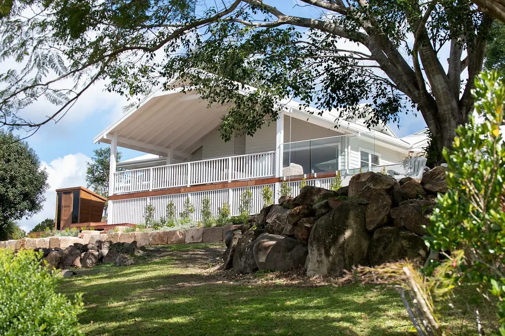 Tallebudgera 6 Bedroom BESPOKE MODERN ACREAGE RETREAT + DUAL LIVING + VIEWS