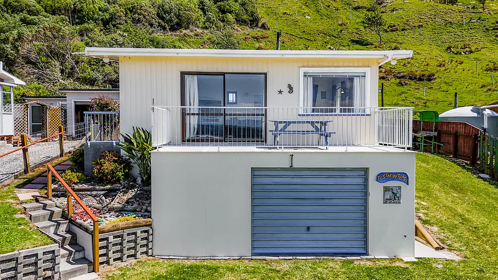 Mataikona 2部屋 Mataikona magic