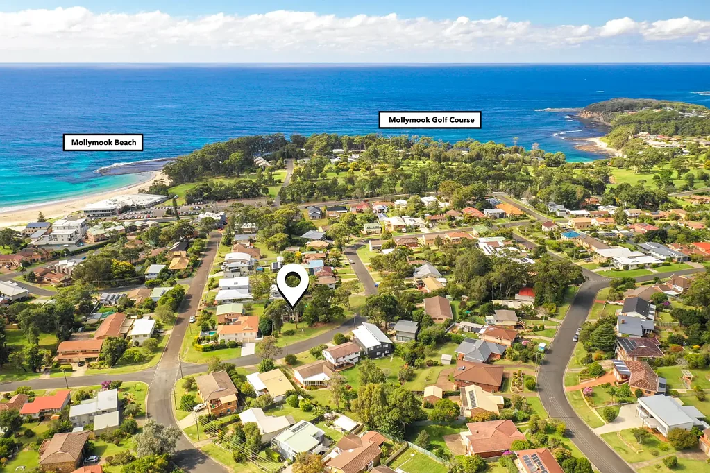 Mollymook 4બેડરૂમ Ocean views, walk to the beach
