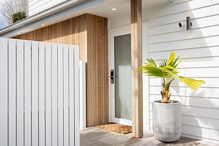 2/6 Marsh Avenue, Forrest Hill, North Shore City