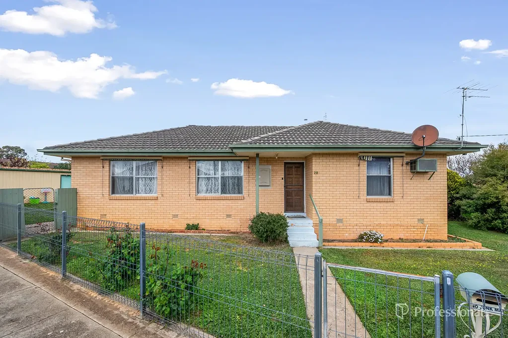 28 Gearing Street, Maryborough, VIC 3465