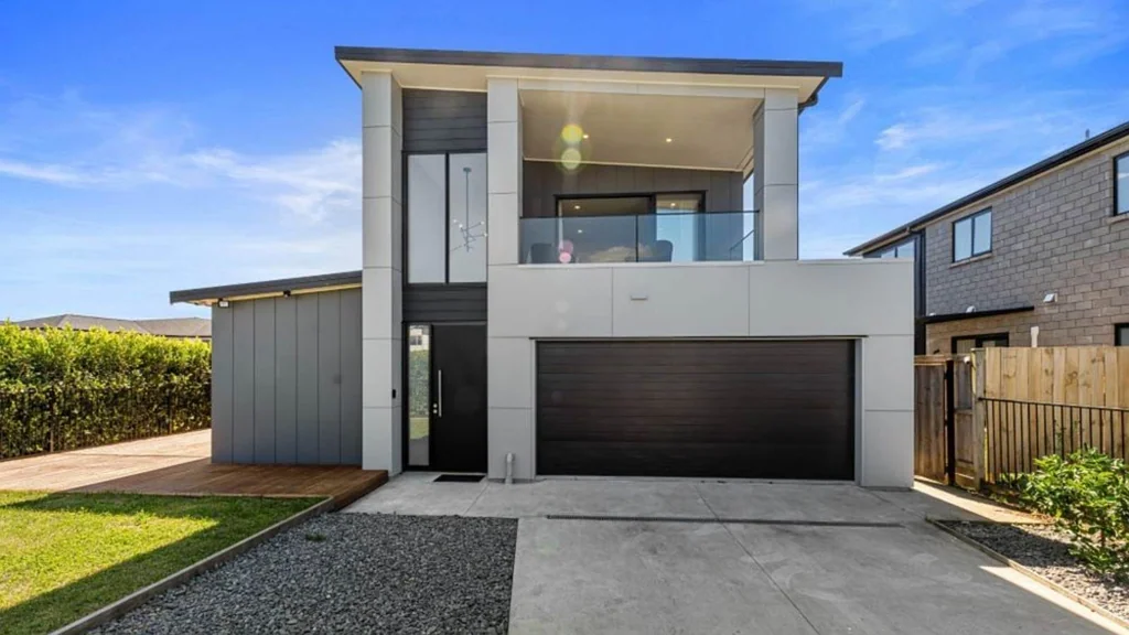 Karaka 4ਬੈੱਡਰੂਮ Executive Corner-Site Luxury in Karaka