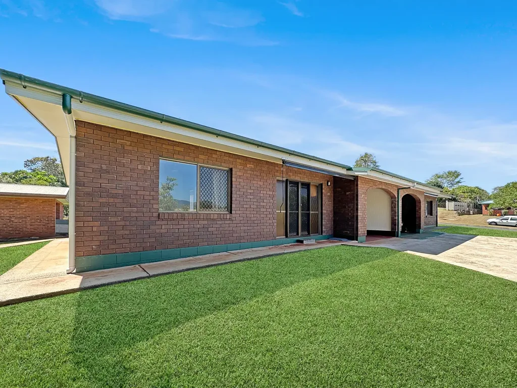 25 Putt Street, Atherton, QLD 4883