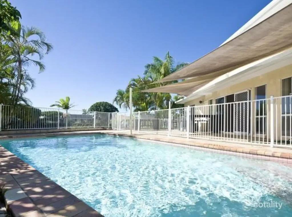 Large Family Home With Water Views!
