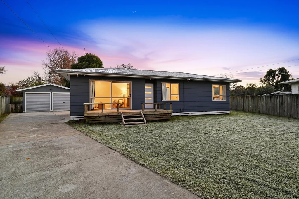 Hillcrest 3chambre Vendors Relocated - Must Be Sold