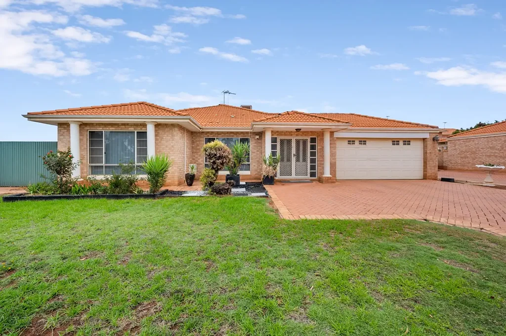 Kalgoorlie 4房  Solid Investment or Family Home