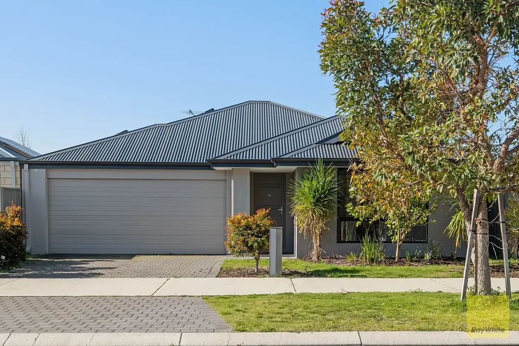 Stylish Low-Maintenance Living in the Heart of Piara Waters