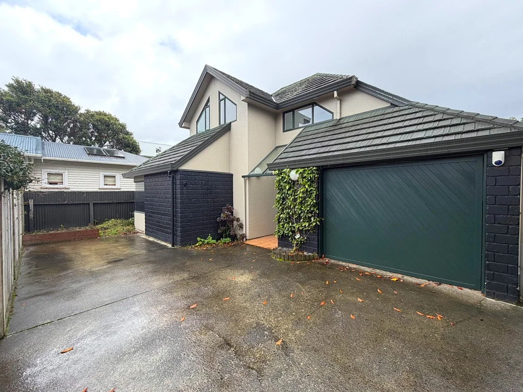 Woburn 3房  Mortgagee Auction- Sought- After Location