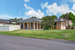 33 Jenna Drive, Raworth