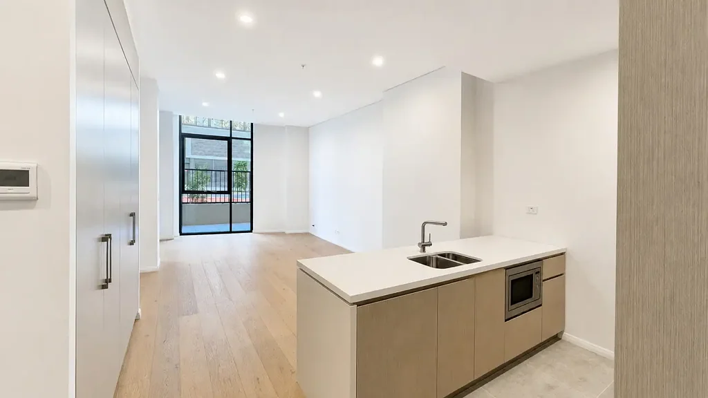 One Bedroom Apartment | Walk to Tallawong Metro Station