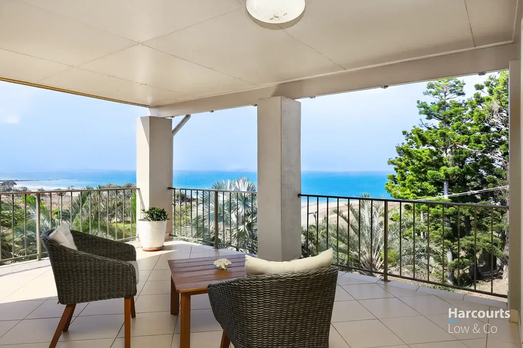 Zilzie 3房  Coastal Escape with Beach Front Views