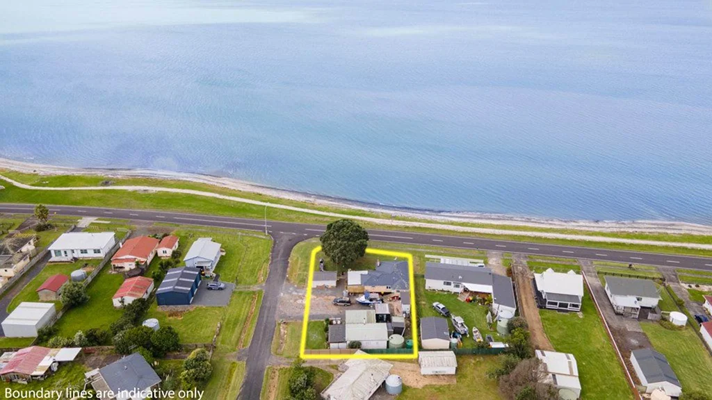 Kaiaua 3Habitaciones Top Seaside Position for $899,950!