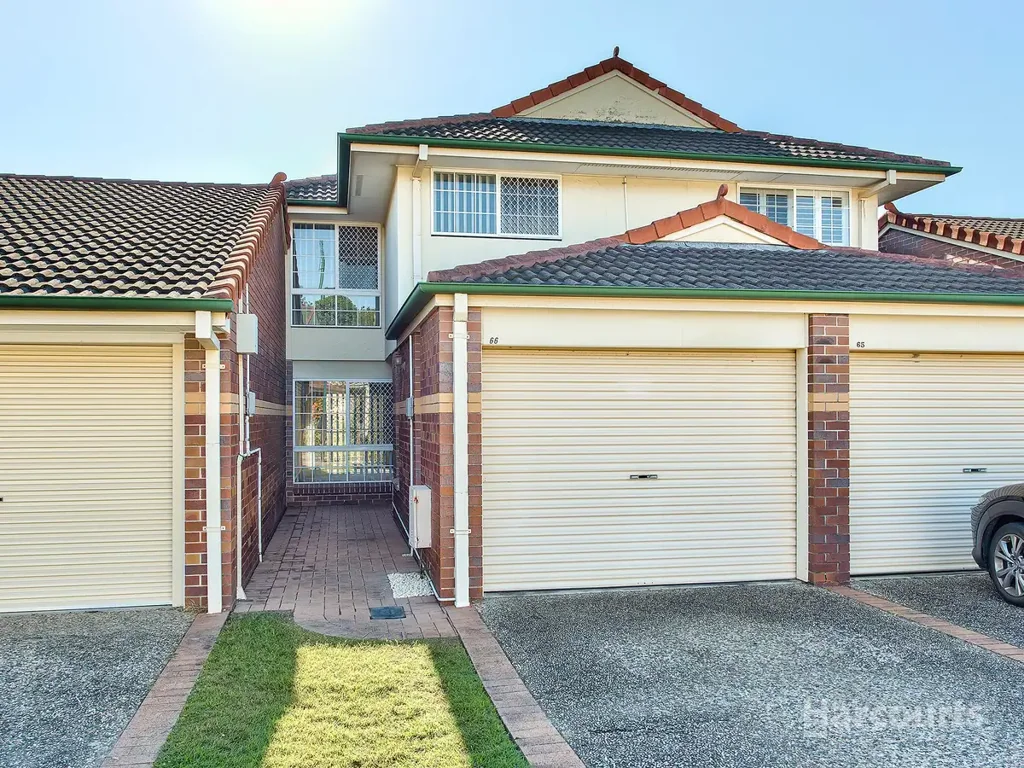 Taigum 3 Bedroom Freshly Updated, Move in Ready Townhouse