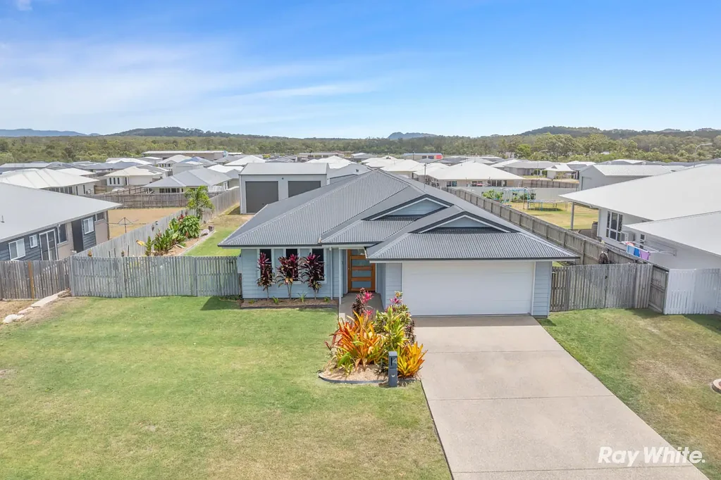 4 Tropical Place, Hidden Valley, QLD 4703