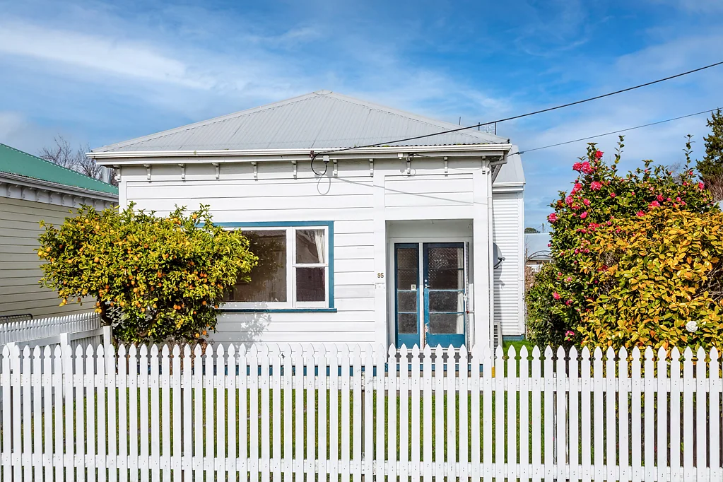Masterton 3chambre Packed with potential