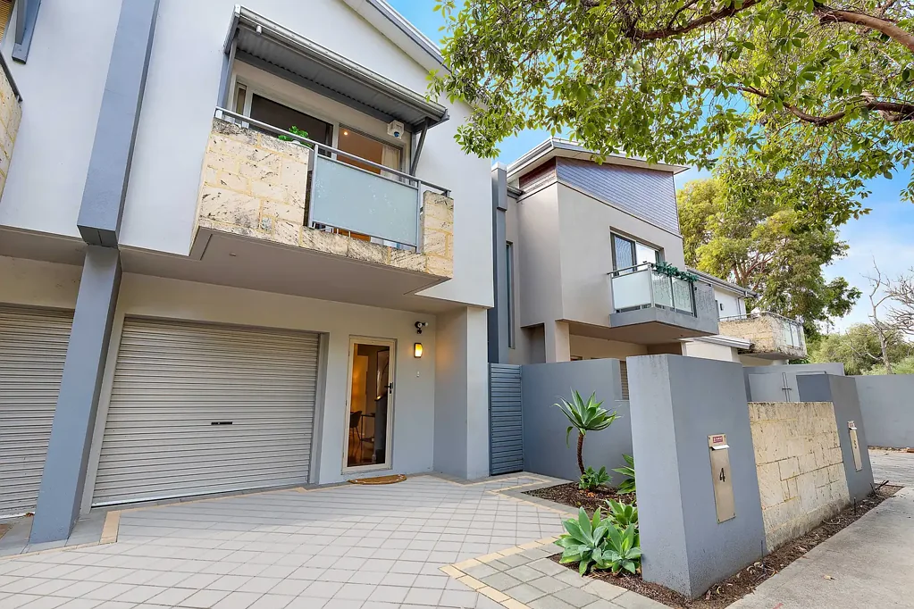 Nedlands 3Moenga Light, Leafy And Perfectly Placed