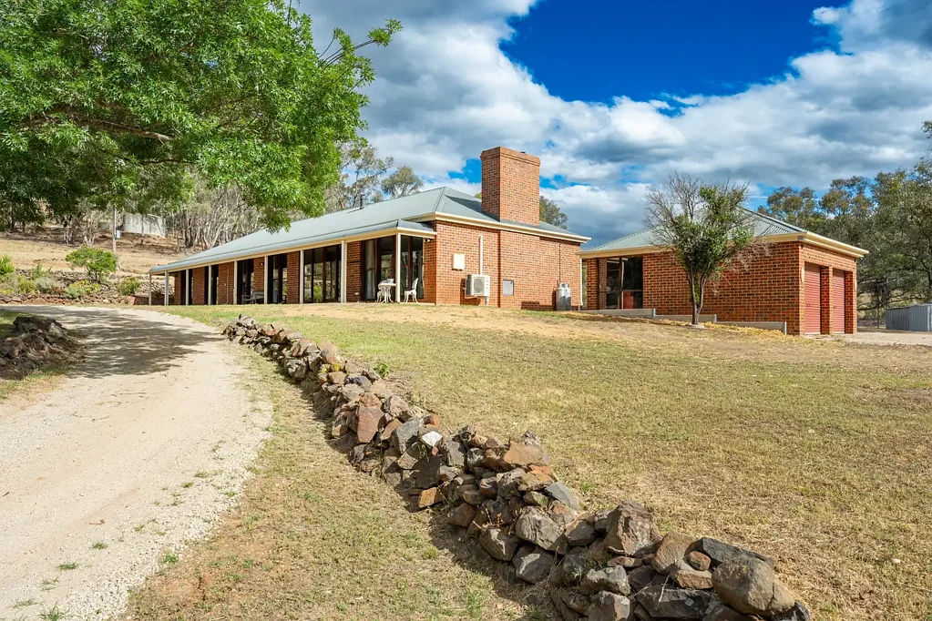 "Mornington Heights" 634 Splitters Creek Road, Splitters Creek, NSW 2640