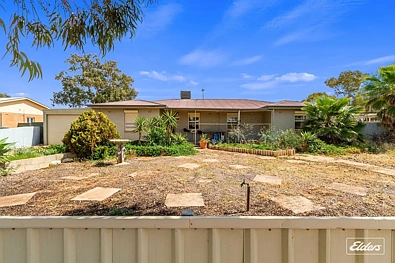 3 Milsom Street, Whyalla Stuart, SA 5608, 5 Kuwarto, 2 Banyo, Apartment